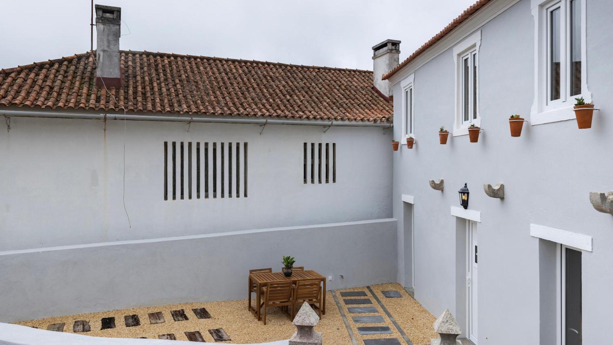 Comfortable Nook In By Lovelystay Sintra